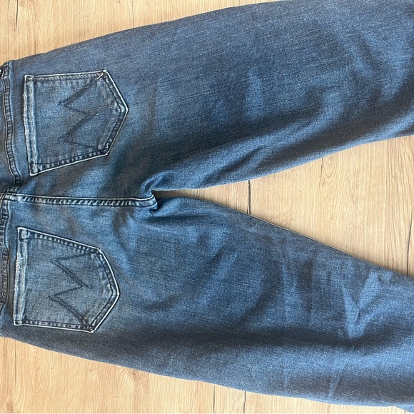 Mother jeans size 28. High waisted looker ankle fray style. Worn once. - Picture 5 of 10